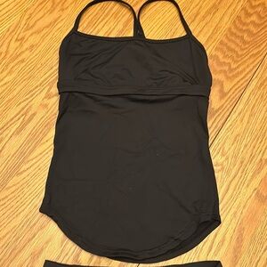 2 piece dance outfit - Bloch top size P and shorts Danskin size 10-12